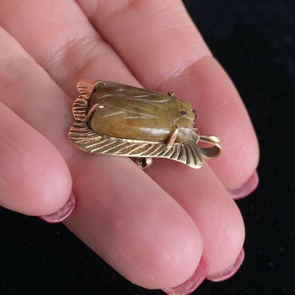 c1976 Carved Jade Cicada 14K Gold Handmade Pendant Brooch Combo Vintage Jewelry - Picture 6 of 12